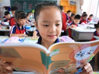 泰和：领新书 迎开学
