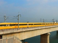 泰和：昌赣高铁进行时速380公里试跑运行