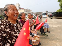 沿溪镇：欢欢喜喜度重阳