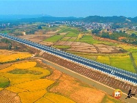 沿溪镇：广吉高速美如画