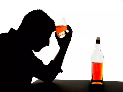女性补气，男性排湿，教您几个关键穴位