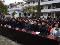 上圯乡表彰“身边模范”弘扬社会正能量