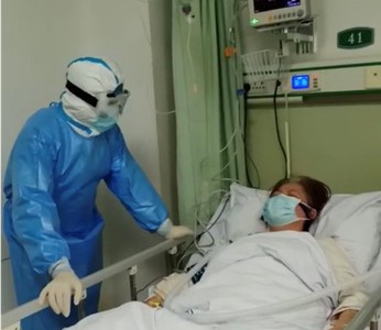 武汉重症科医生：辗转3个重症定点医院 与死神“抢人”