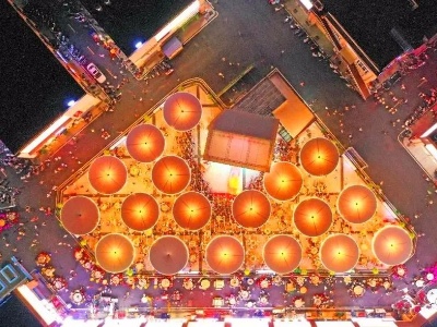 泰和县国兴美食城开业，“夜经济”点亮秋日夜空