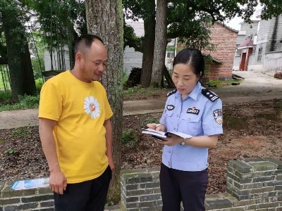 “一村一警一干部” 基层服务“零距离”