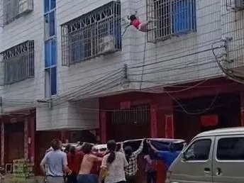 泰和苏溪镇接住坠楼女童群体获正能量奖