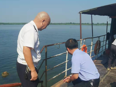 泰和县交通运输局开展中秋、国庆节前渡口渡船安全检查