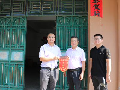 奏响多方参与“主旋律”镇村环境蝶变“焕新颜”——营盘一抹红激发人居环境整治新动力                           