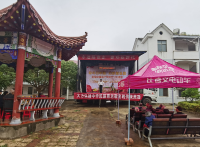 塘洲镇：送戏庆重阳 情暖敬老院