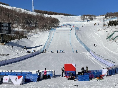 “相约北京”国际雪联单板滑雪和自由式滑雪障碍追逐世界杯即将开赛