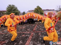 [网络中国节·元宵] 泰和：非遗舞龙闹元宵