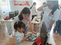 江西泰和：爱幼敬老服务行