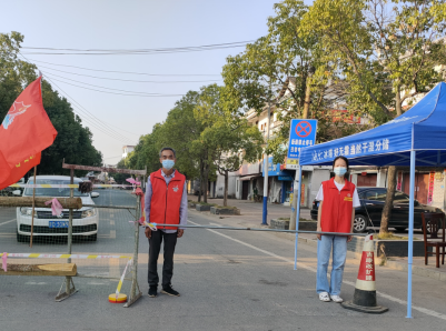 南溪乡：上阵“父女兵” 战“疫”并肩行 