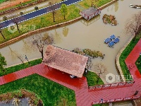 江西泰和：排涝沟变身小游园