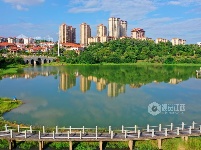 江西泰和：森林公园美如画