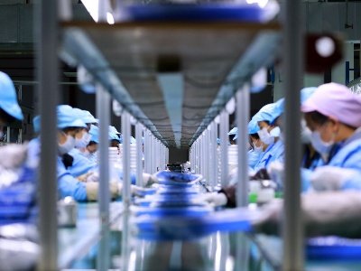 “十大攻坚战见行动”巡礼之二：风正帆悬破浪行