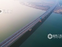 高速公路大桥壮观如画