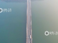 高速公路大桥壮观如画