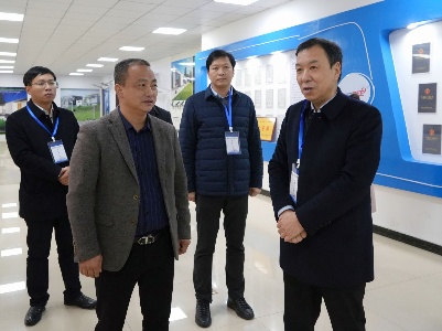 孙英剑、廖文来带队调研“五经普”现场登记工作  