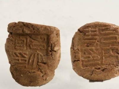 农民卖黄金马具引怀疑，专家发现豪华墓葬，墓主人是她的侄子