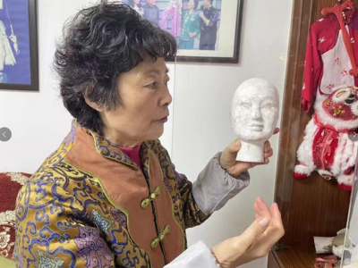 扬州非遗传承人颜育：木偶戏学授60年 工匠精神激励一代青年