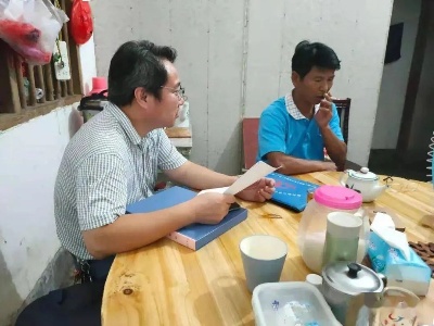 他被“江报”点赞了！“全国脱贫攻坚先进个人”谢名胜