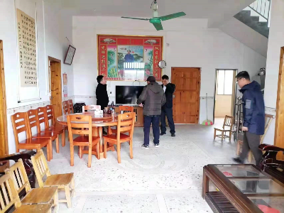 潭口镇：“美丽庭院”大评比 扮靓乡村生活