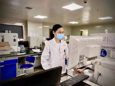 新时代赣鄱先锋丨​李少芬：突出贡献好榜样