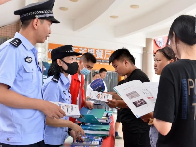 网络安全宣传周 | 公安进校园，筑牢网络安全防线