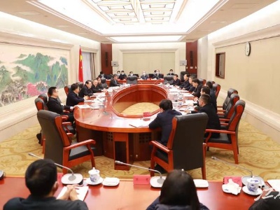 省委常委班子召开党史学习教育专题民主生活会，易炼红主持并讲话