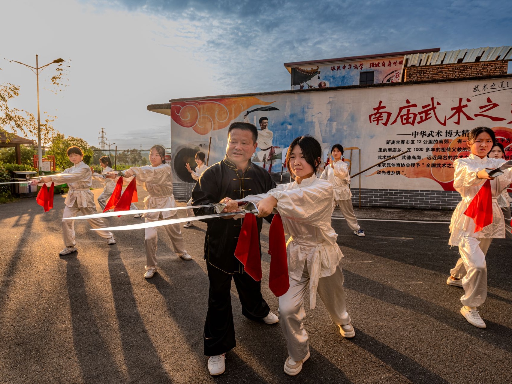 [江西是个好地方——月亮之都]袁州区：六月荷花盛开 南庙武术之乡