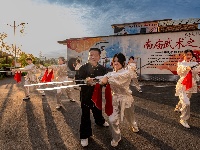 [江西是个好地方——月亮之都]袁州区：六月荷花盛开 南庙武术之乡