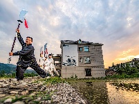 [江西是个好地方——月亮之都]袁州区：六月荷花盛开 南庙武术之乡