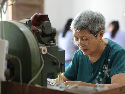 袁州区楠木乡：一村一品激活乡村振兴 “一池春水” 