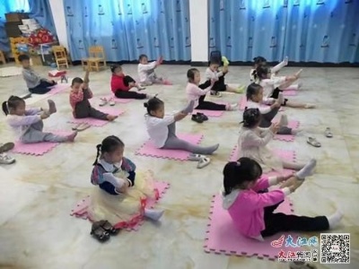 宜丰县幼儿园周托班 让幼儿在轻松快乐的氛围中学习