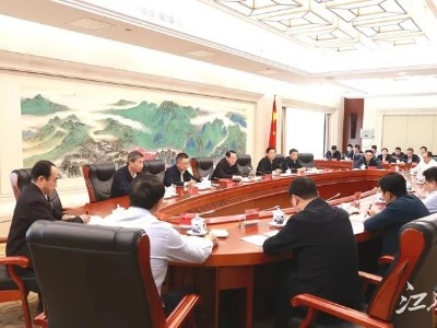 省委书记易炼红会见学习贯彻党的二十大精神省委宣讲团成员