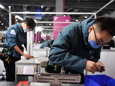 江西举办职业技能赛 青年才俊展身手
