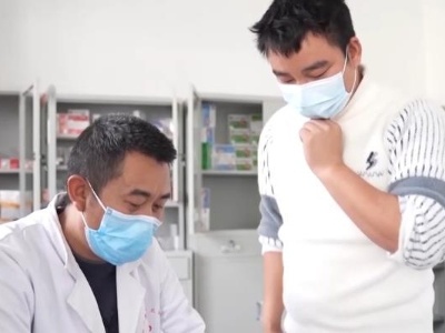 各地抓好重点群体健康服务 筑牢疫情防控屏障