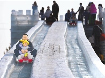 冰雪经济动能强
