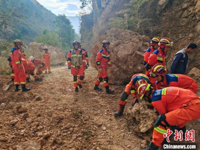 云南保山5.2级地震受伤人数升至9人 8人已出院-中新网