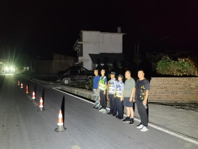 【“三比三争”践行动】水江镇全力打击烟花爆竹非法生产工作