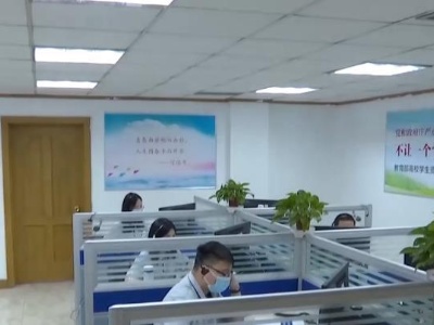 暑期高校学生资助热线扩大开通范围 为学生和家长答疑解惑-中新网