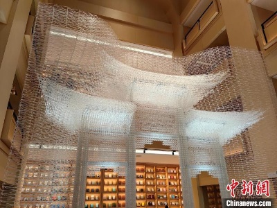 上海“city walk”受追捧：行走城市 走心生活-中新网