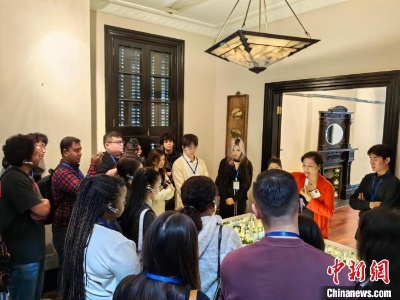 外国留学生行走上海体验海派之美-中新网
