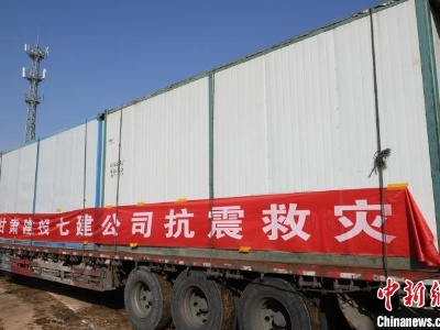 甘肃震区货车司机“使命必达”-中新网