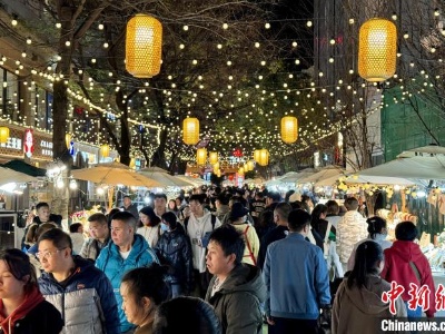 云南“夜经济”从城市延绵到乡村 “小集市”里有“大民生”-中新网