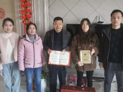 袁州区金瑞镇：走访慰问“最美军人家庭” 浓浓关怀暖人心