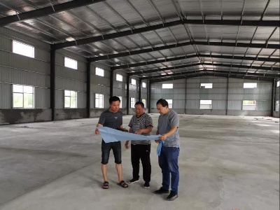 【决战决胜脱贫攻坚】鹅峰：利用专业技能为村民促产业谋致富的第一书记