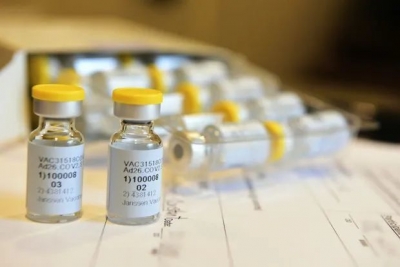 强生紧急叫停新冠疫苗试验