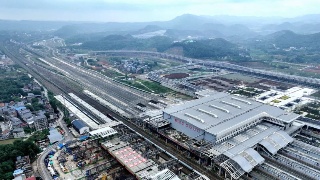 【05•25早安丨九江】九江市任免一批领导干部；九江这个片区即将开建完整社区；庐山站“钢铁巨无霸”顶推成功